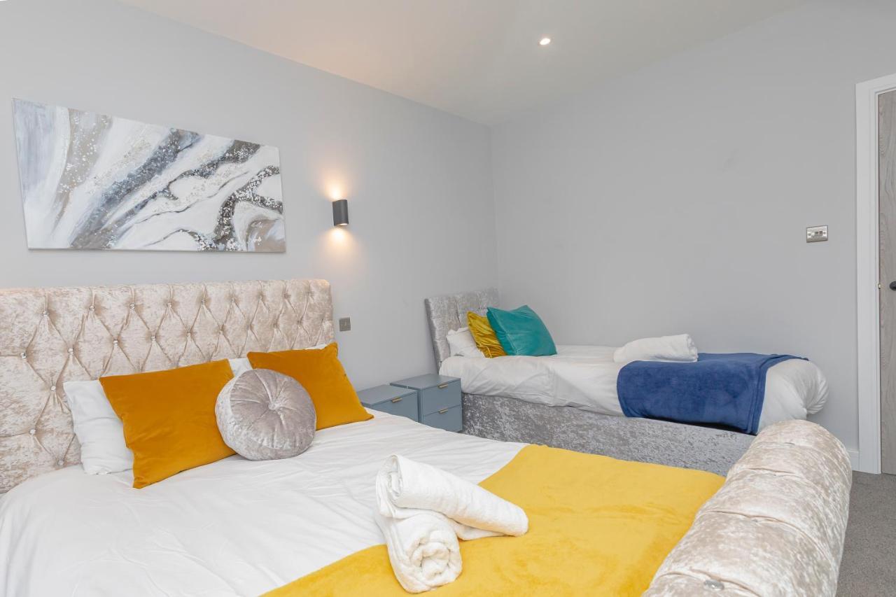 Apartment Flash Sales Offer - Any Week Day No Minimum Night Restrictions Centre Seafront 1 Bedroom Flat Bn133duk02